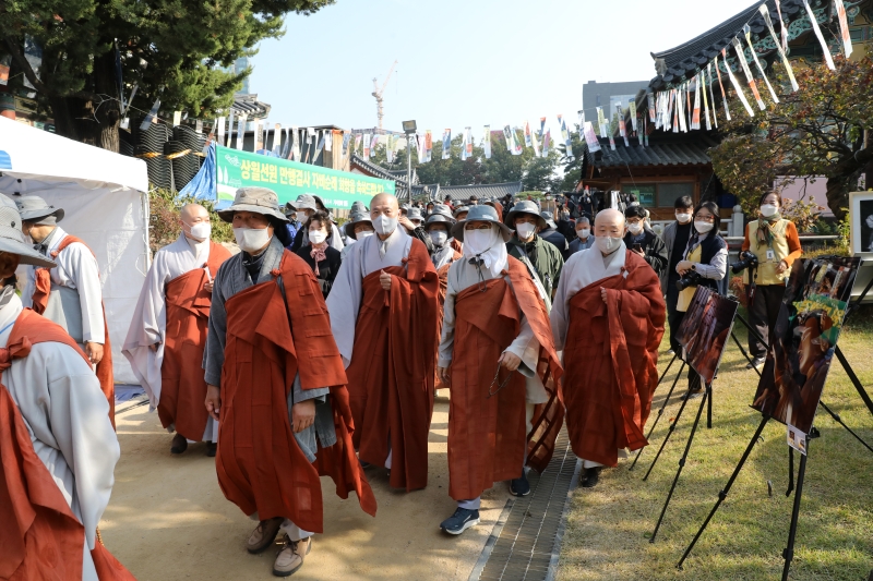 2020.10.26_자비순례 봉은사 도착 (13)